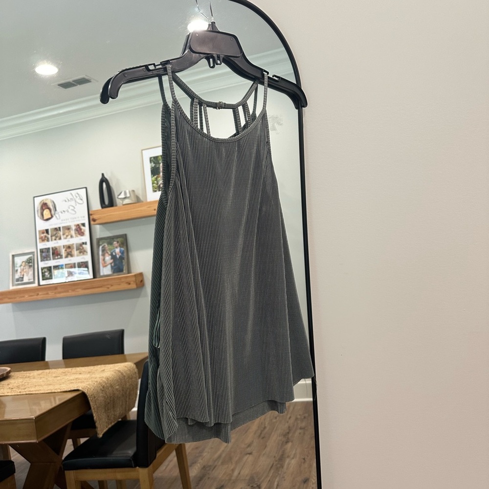 Ribbed tank top high neck